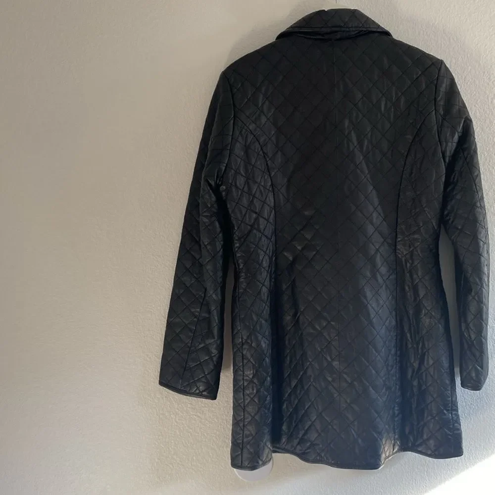 Neiman Marcus 100% Leather Quilted Button Front Collared Over Coat Medium - Picture 7 of 8